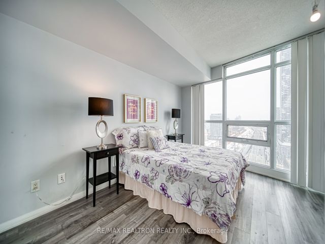 3109 - 18 Yonge St
