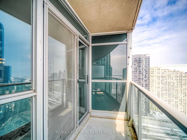 3109 - 18 Yonge St