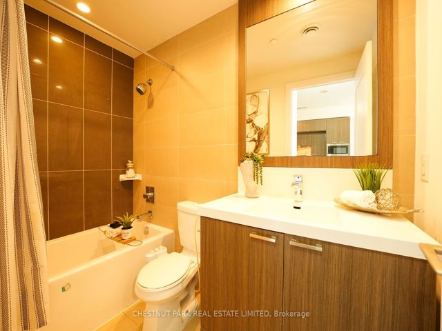 1305 - 120 Harrison Garden Blvd