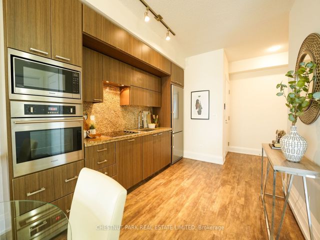 1305 - 120 Harrison Garden Blvd