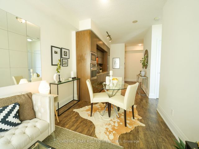 1305 - 120 Harrison Garden Blvd