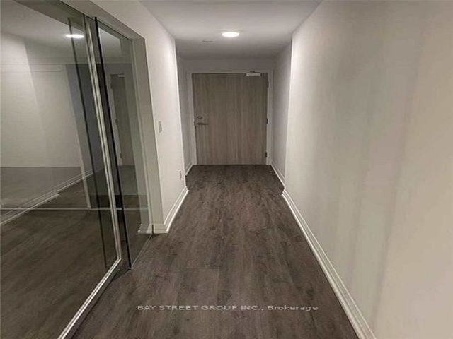 2605 - 75 Canterbury Pl