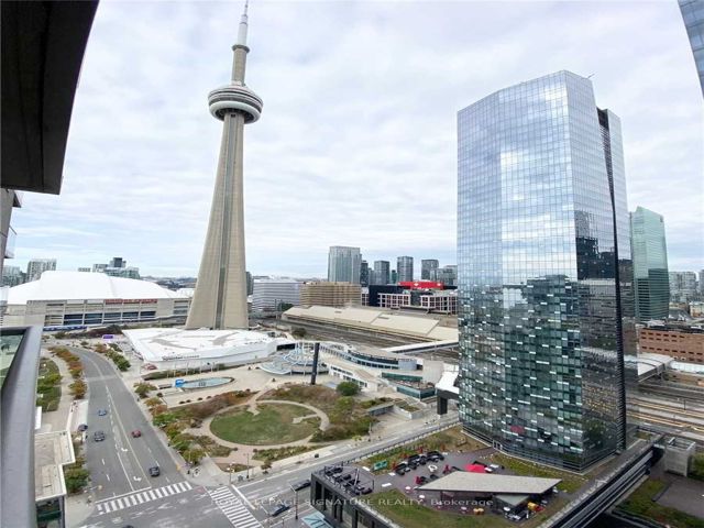 2103 - 30 Grand Trunk Cres
