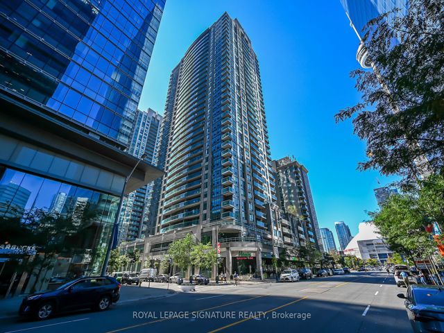 2103 - 30 Grand Trunk Cres