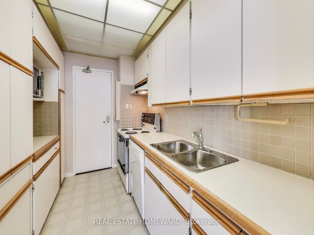 625 - 21 Dale Ave