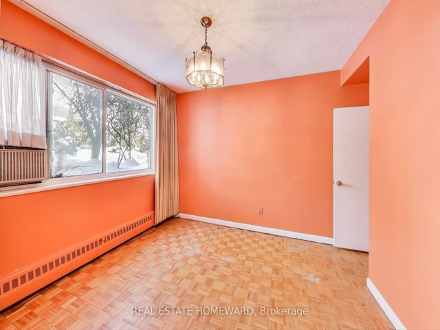 625 - 21 Dale Ave