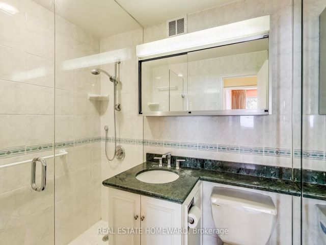 625 - 21 Dale Ave
