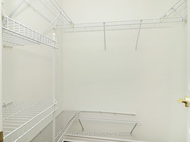 1805 - 18 Spring Garden Ave