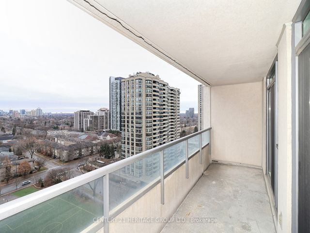 1805 - 18 Spring Garden Ave