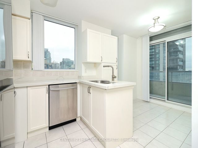 1805 - 18 Spring Garden Ave