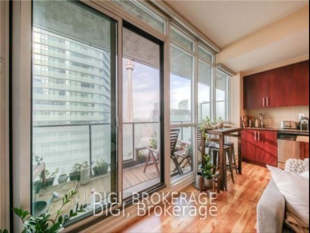 3811 - 55 Bremner Blvd