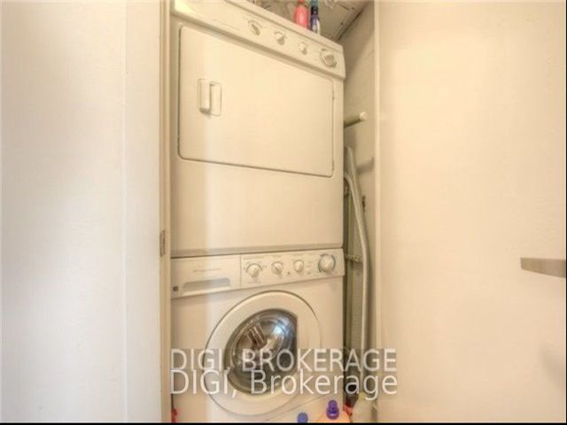 3811 - 55 Bremner Blvd