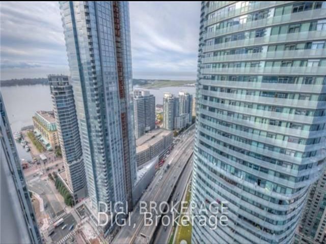 3811 - 55 Bremner Blvd