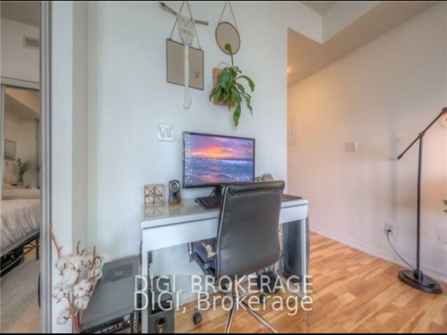 3811 - 55 Bremner Blvd