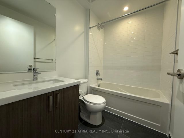 416 - 501 St Clair Ave W