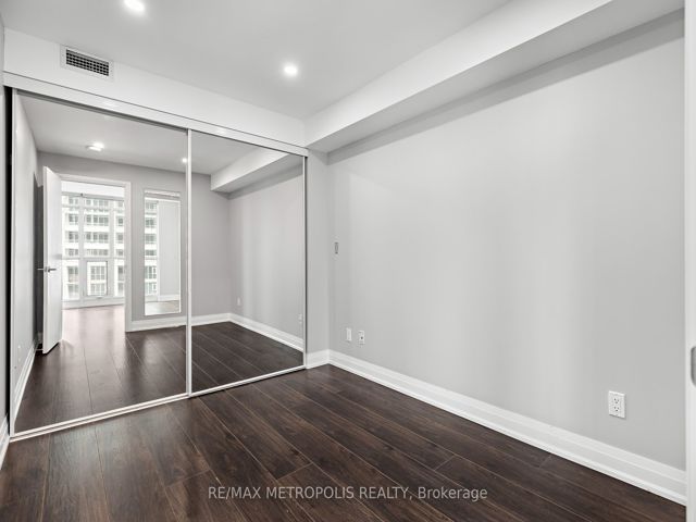 678 - 209 Fort York Blvd