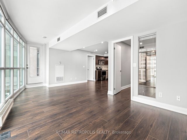 678 - 209 Fort York Blvd