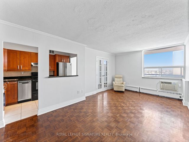 802 - 5949 Yonge St