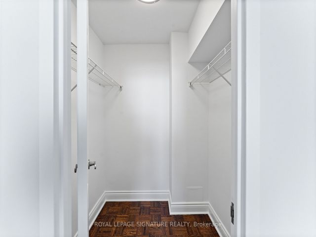 802 - 5949 Yonge St