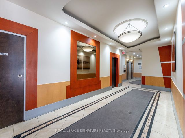 802 - 5949 Yonge St