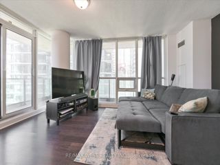1504 - 33 Bay St