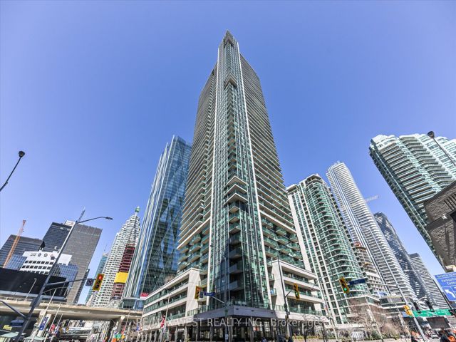 1504 - 33 Bay St