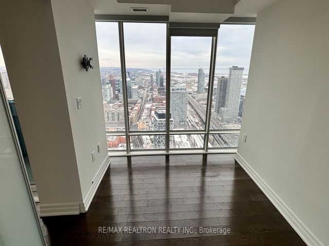 5107 - 8 The Esplanade
