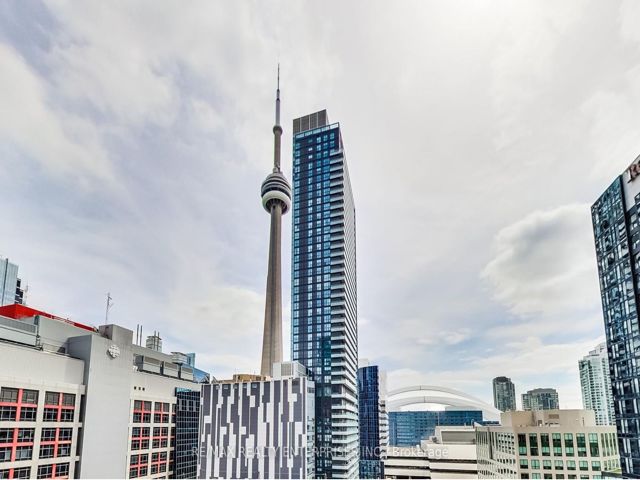 436 - 250 Wellington St W