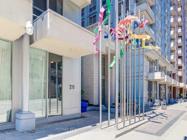 436 - 250 Wellington St W