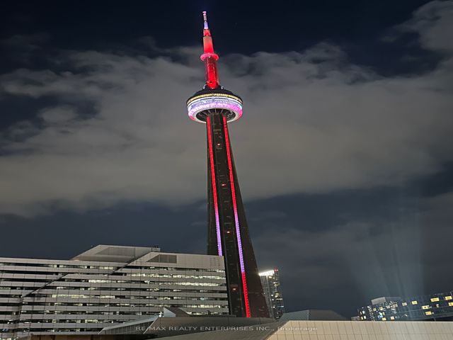 517 - 20 Blue Jays Way
