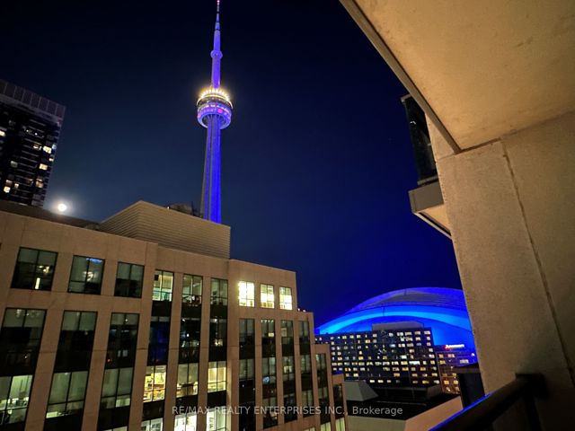 1109 - 20 Blue Jays Way