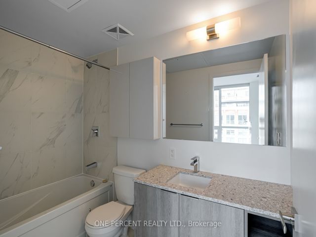 660 - 31 Tippett Rd