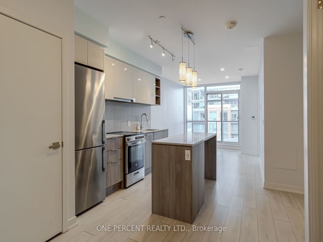 660 - 31 Tippett Rd