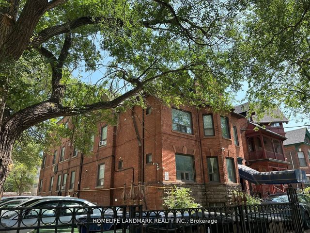 304 - 409 Huron St