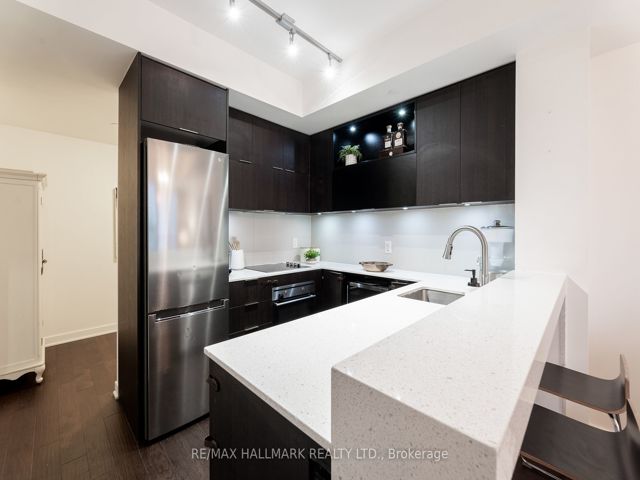 2101 - 170 Sumach St