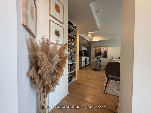 609 - 151 Avenue Rd