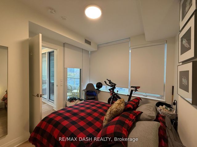 609 - 151 Avenue Rd