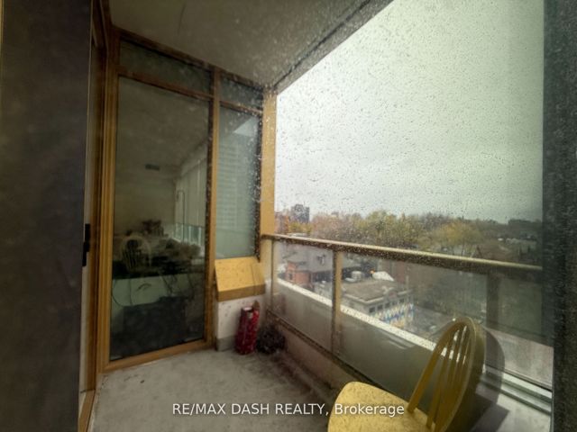 609 - 151 Avenue Rd
