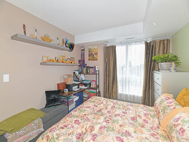 505 - 801 Sheppard Ave W