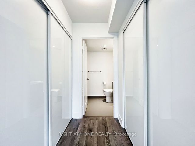 608 - 575 Bloor St E