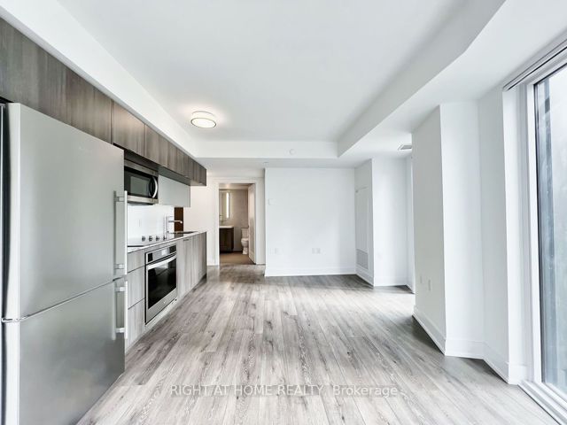 608 - 575 Bloor St E