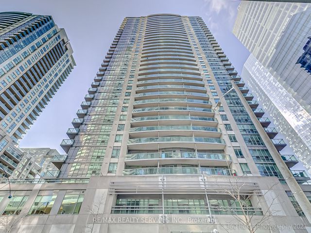 1203 - 30 Grand Trunk Cres