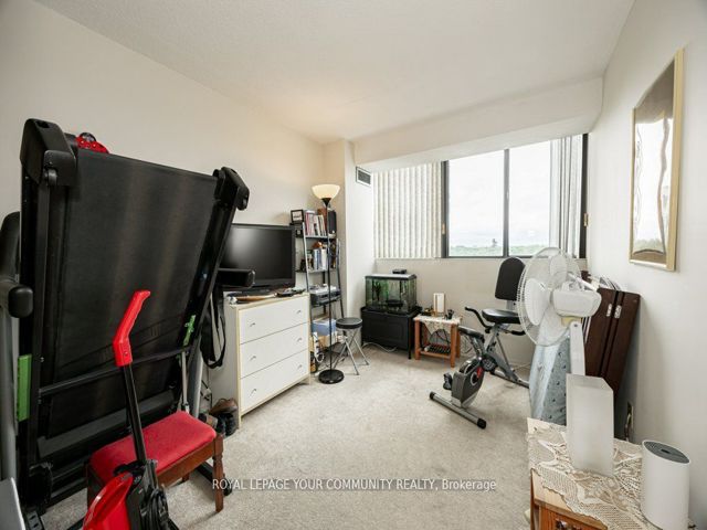 606 - 133 Torresdale Ave