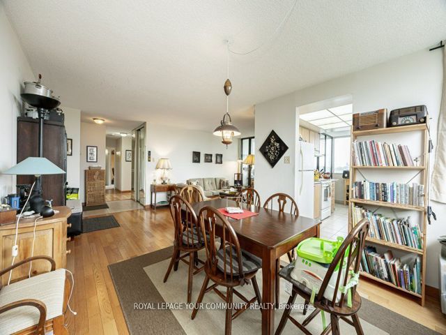 606 - 133 Torresdale Ave