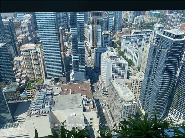 5316 - 386 Yonge St