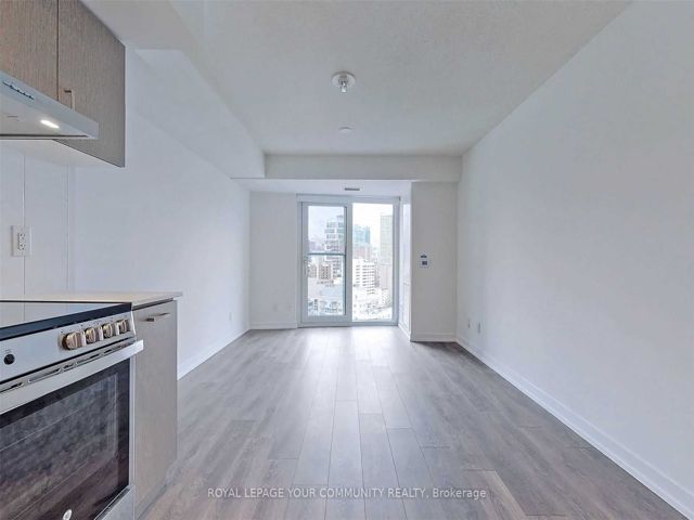 2110 - 219 Dundas St E