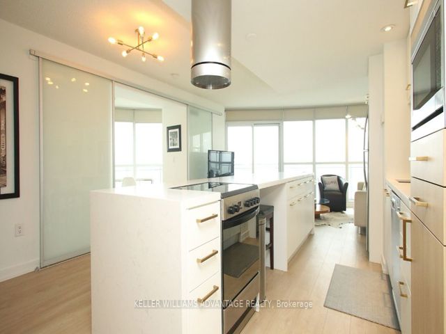 1512 - 38 Dan Leckie Way