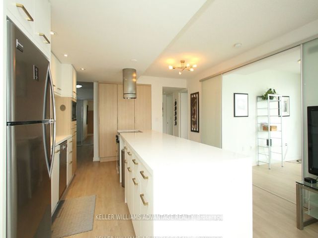 1512 - 38 Dan Leckie Way