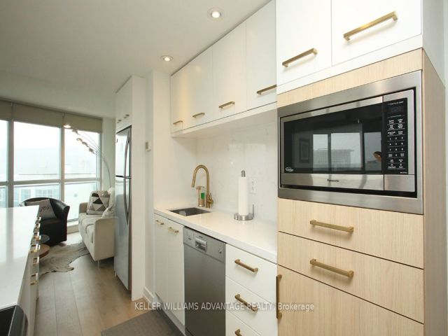 1512 - 38 Dan Leckie Way