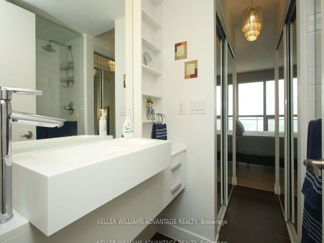 1512 - 38 Dan Leckie Way